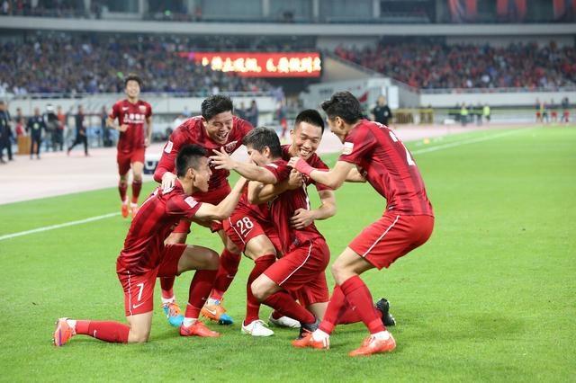 合领先的
