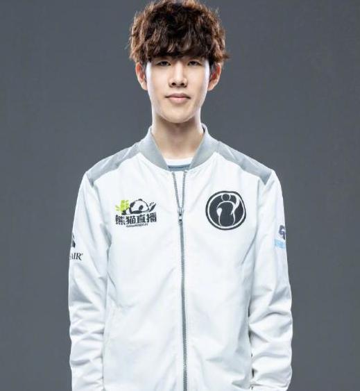 BLAST因规则不确定性延长MRQ战队名单锁定期