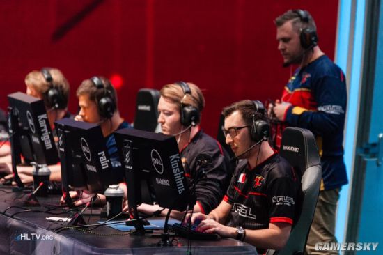 锦标赛运营商YaLLa Compass破产，导致团队失去奖金